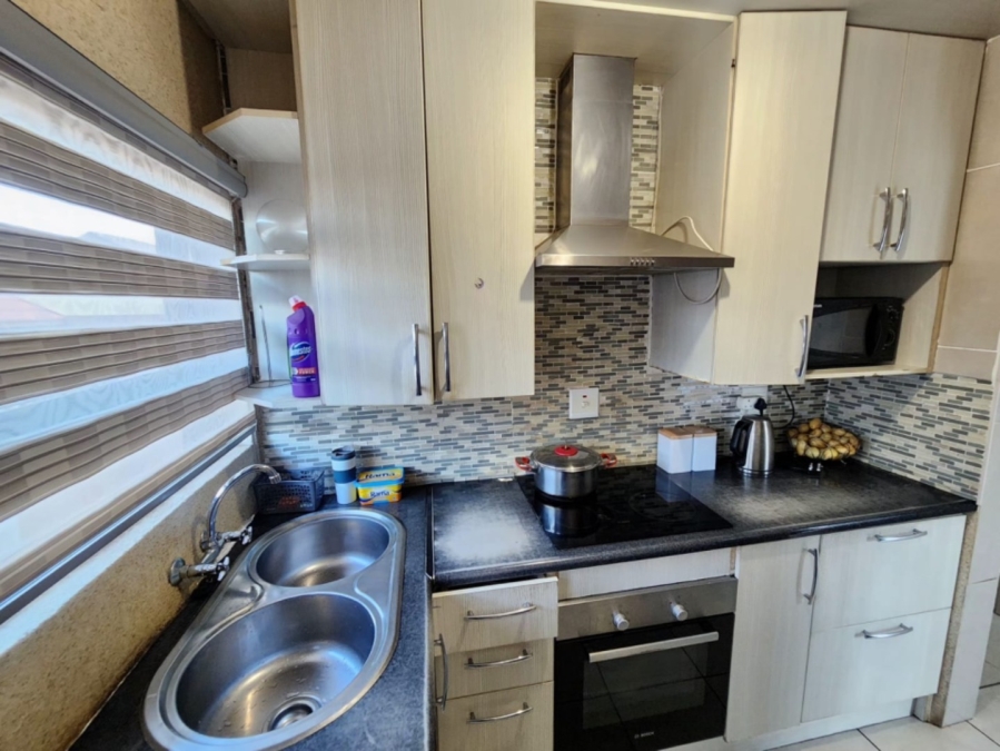 3 Bedroom Property for Sale in Tlhabane West North West